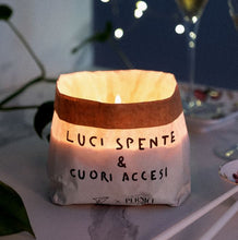 Carica l'immagine nel visualizzatore di Gallery, Candele "pensieri stropicciati"