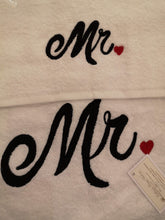 Carica l'immagine nel visualizzatore di Gallery, Coppie asciugamani in spugna ricamate