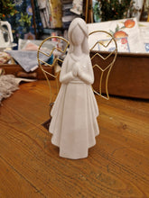 Carica l'immagine nel visualizzatore di Gallery, Angeli artigianali
