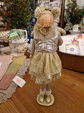 Carica l'immagine nel visualizzatore di Gallery, Angeli artigianali
