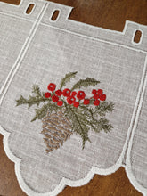 Carica l'immagine nel visualizzatore di Gallery, Mantovane modulari con soggetti natalizi
